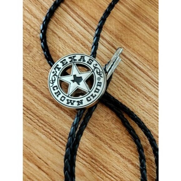 Vintage Texas Crown Club Circle Star Silver Tone Bolo Tie Whiskey - Picture 1 of 7